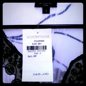 Brand New Nordstrom KOMAROV beautiful dress